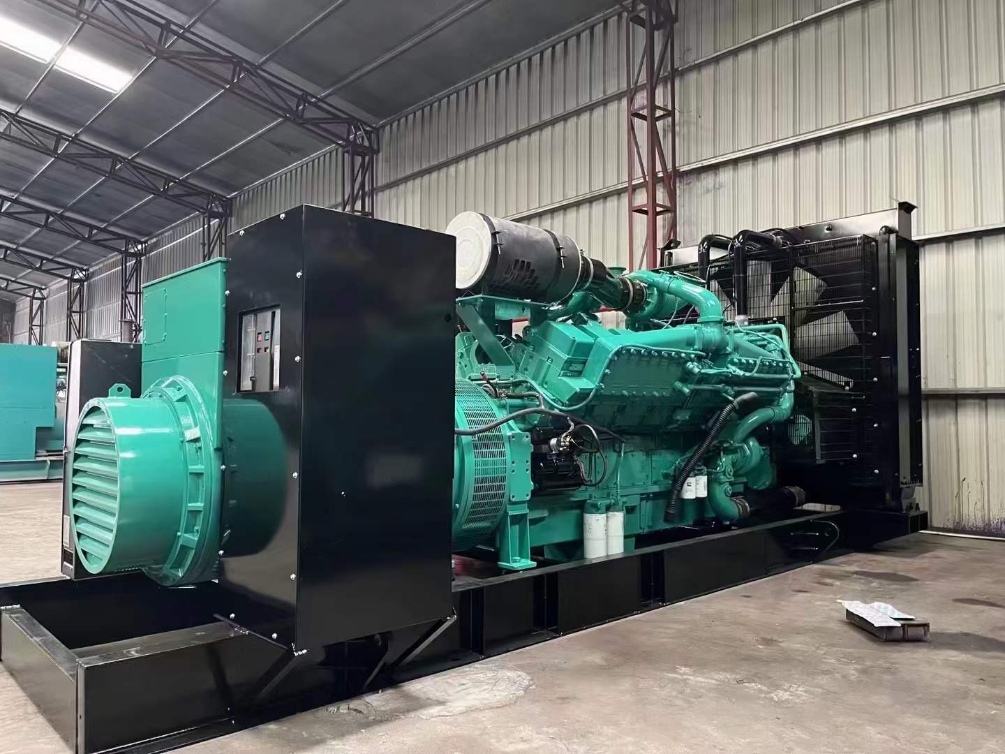茅箭如何降低 800kW 柴油发电机输出电流的波动？